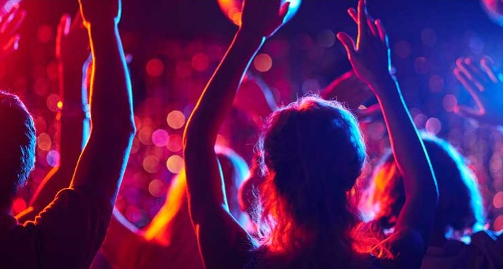 Students reveal what it’s really like to work in a nightclub