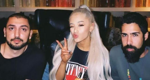 Wickeds Glinda Actor Goes Blonde As Ariana Grande Preps For Musical
